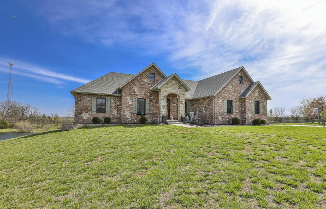 5464 S 210TH RD, PLEASANT HOPE, MO 65725, photo 1 of 63