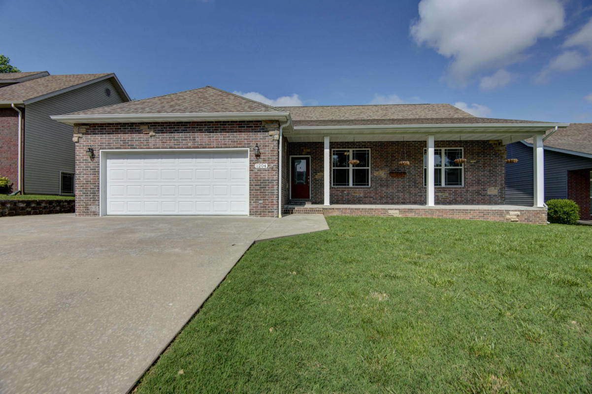 1204 OLD ORCHARD DR, MONETT, MO 65708, photo 1 of 34
