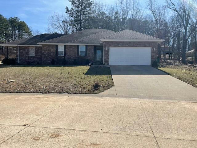 200 HILLCREST ST, CABOOL, MO 65689, photo 1 of 59