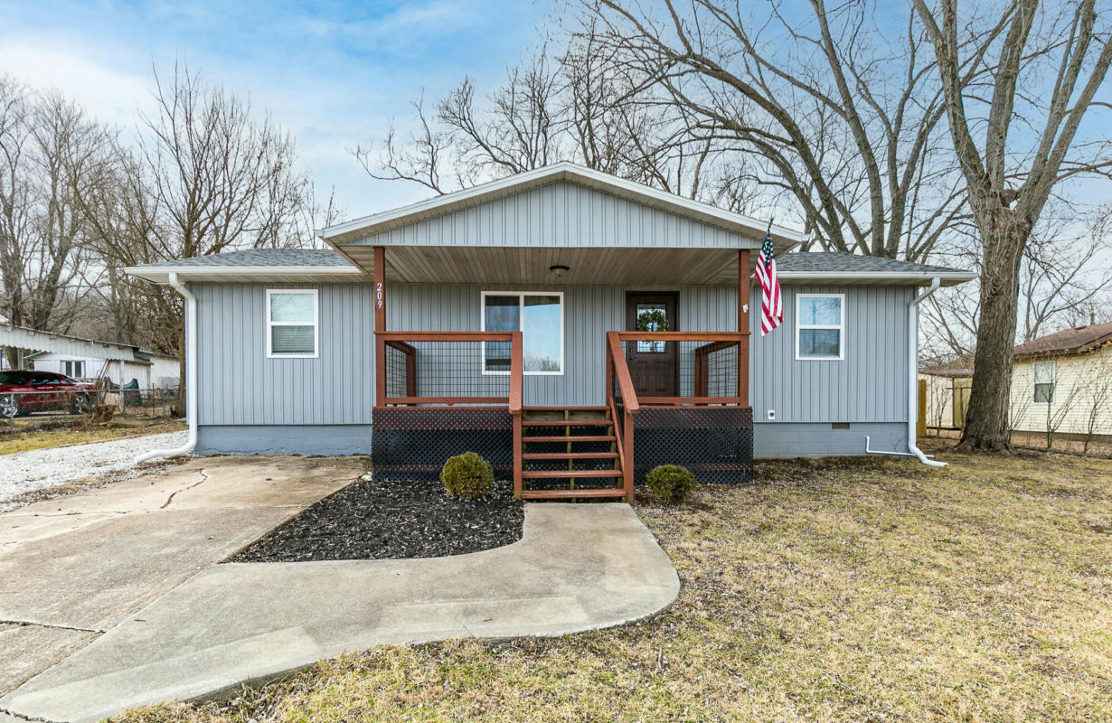 209 E MILLER RD, MANSFIELD, MO 65704, photo 1 of 25