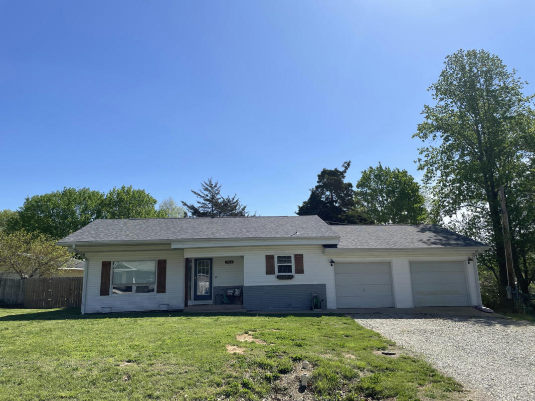 704 PINE ST, WILLOW SPRINGS, MO 65793, photo 1 of 54