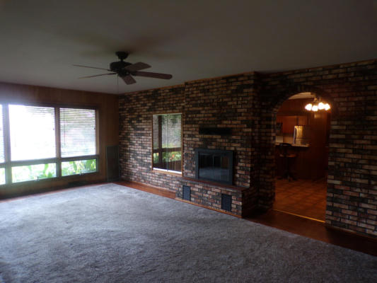 9240 OLD HIGHWAY 60, BIRCH TREE, MO 65438, photo 5 of 62