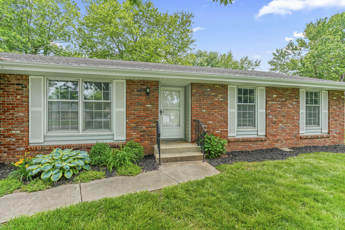 3341 S ROBBERSON AVE, SPRINGFIELD, MO 65807, photo 1 of 45