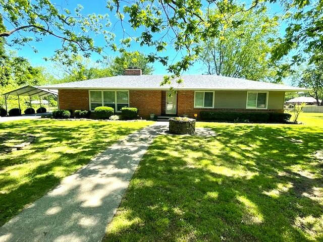 714 LAKEVIEW DR, AURORA, MO 65605, photo 1 of 50