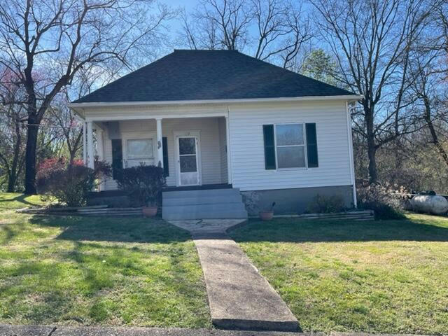 119 N 6TH ST, THAYER, MO 65791, photo 1 of 17