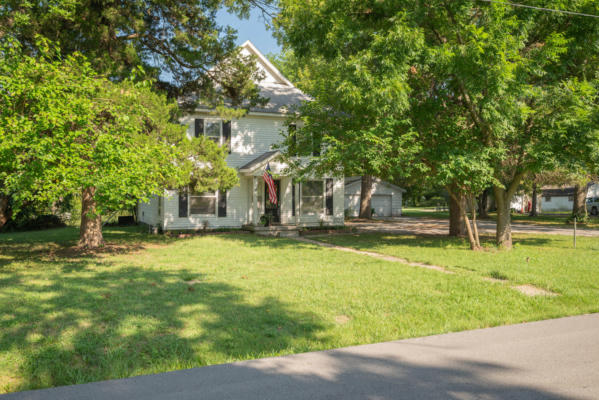 302 TRUMAN ST, LAMAR, MO 64759 - Image 1