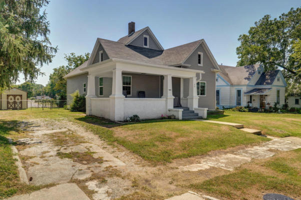 30 W COLLEGE ST, AURORA, MO 65605 - Image 1