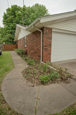 3315 N PICKWICK AVE, SPRINGFIELD, MO 65803, photo 4 of 27